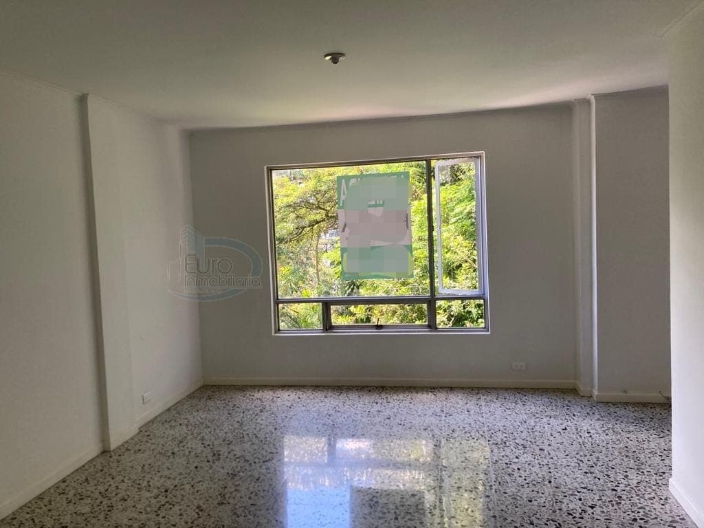 Apartmanto tercer piso sector San Lucas 