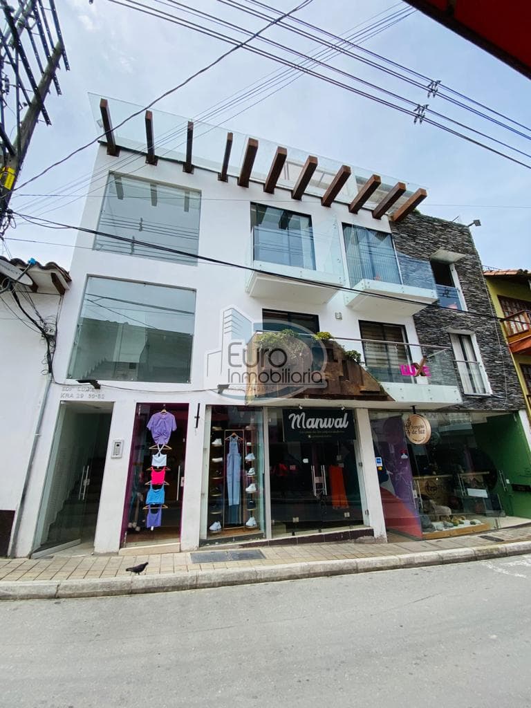 Apartamento tercer piso sector centro 