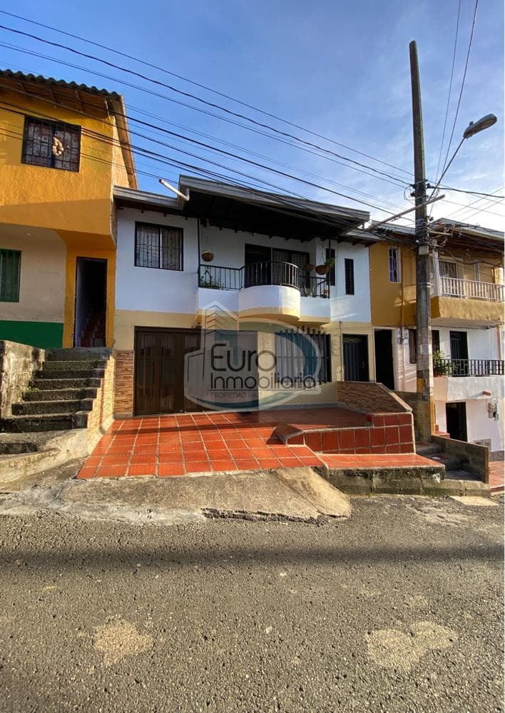 Apartamento primer piso barrio bella vista - Marinilla 