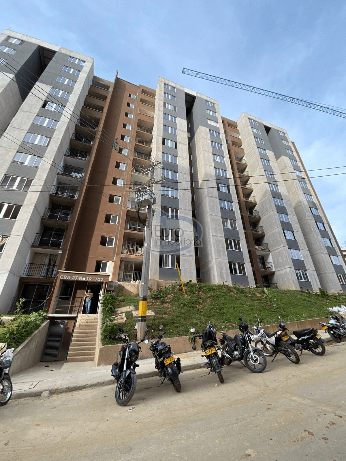 Se vende apartamento octavo piso para estrenar urbanización sector la nueva avenida- Marinilla 