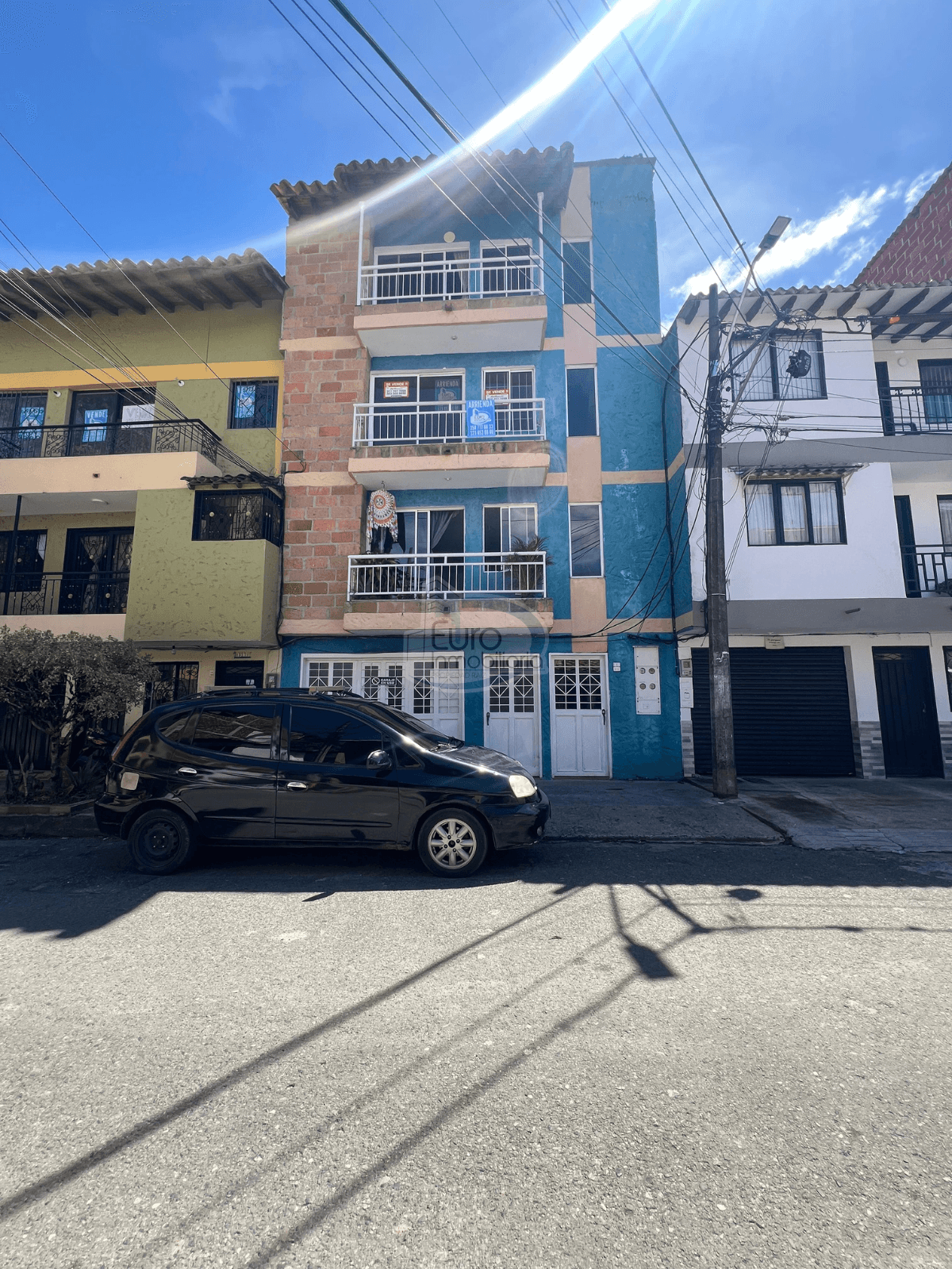 Apartamento  tercer piso barrio las acacias 
