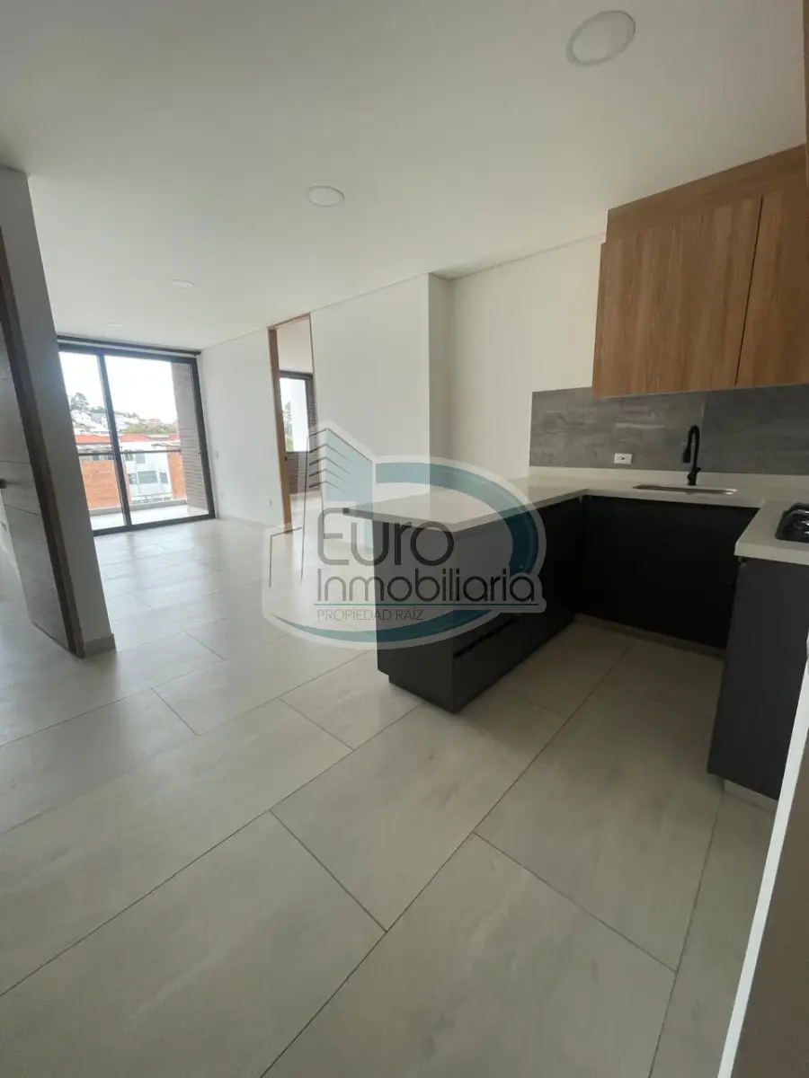 SE ARRIENDA APARTAMENTO 5 PISO CON ASCENSOR EN EDIFICIO RESIDENCIAL SECTOR EL HATO